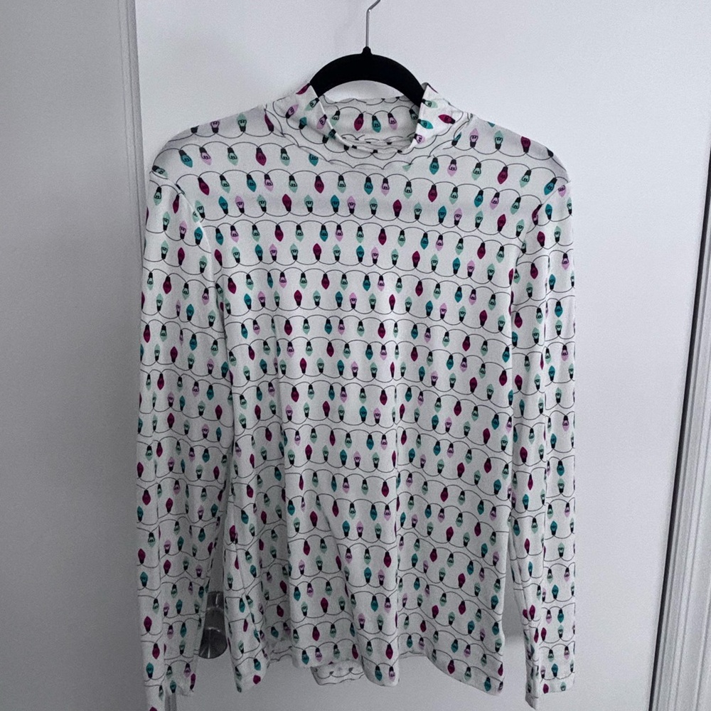 Time and True novelty women’s top